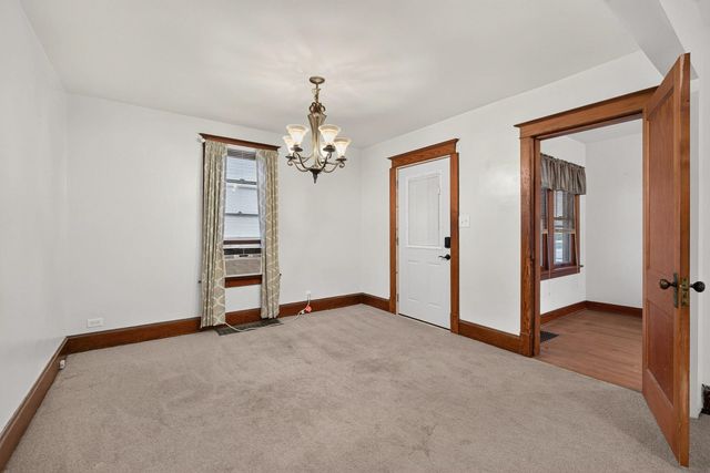 1913 10TH Street, Moline, IL 61265
