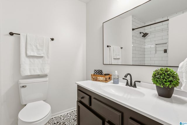 1165 GRAND BOULEVARD, Birmingham, AL 35214