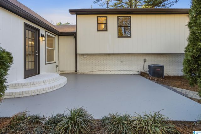 1165 GRAND BOULEVARD, Birmingham, AL 35214