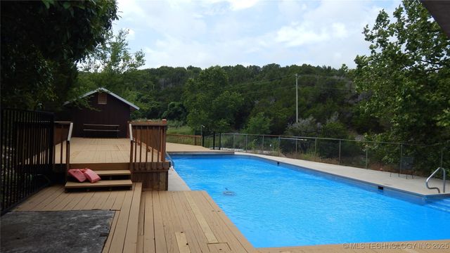 5095 S Highway 77 Highway, Davis, OK 73030