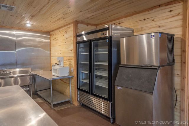 5095 S Highway 77 Highway, Davis, OK 73030