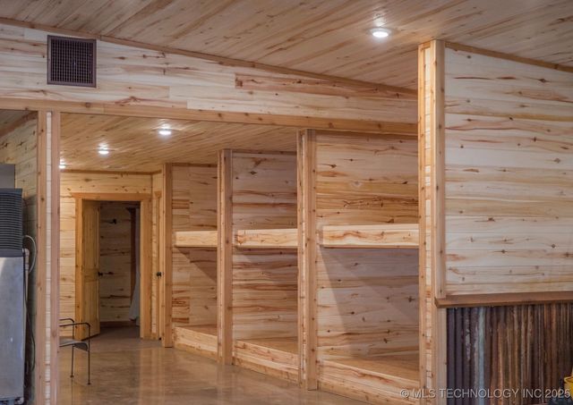 5095 S Highway 77 Highway, Davis, OK 73030