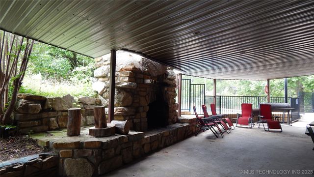 5095 S Highway 77 Highway, Davis, OK 73030