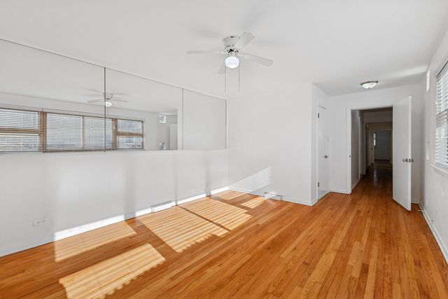 10454 S Claremont Avenue 1, Chicago, IL 60643