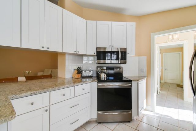 8392 SE Paurotis Lane, Hobe Sound, FL 33455