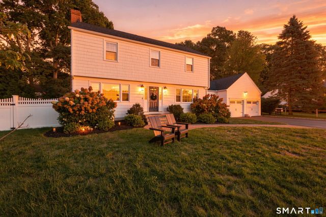 136 Chatham Road, Fairfield, CT 06825