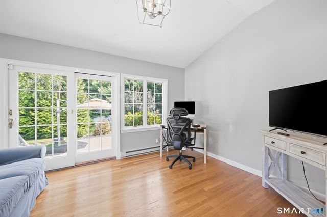 136 Chatham Road, Fairfield, CT 06825