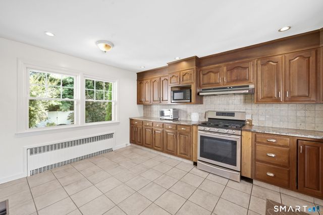 136 Chatham Road, Fairfield, CT 06825