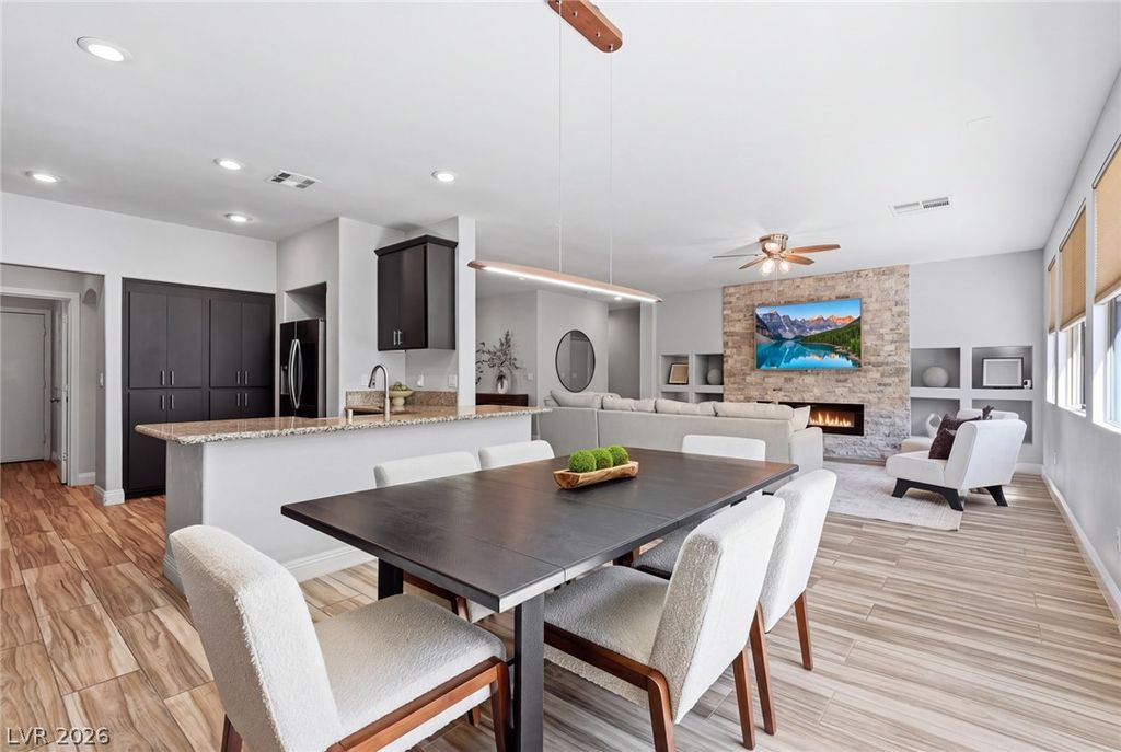 686 Fynn Valley Drive, Las Vegas, NV 89148 — photo 2