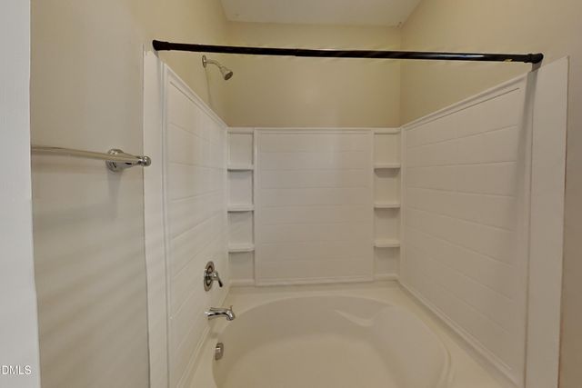 557 Mccarthy Drive, Clayton, NC 27527