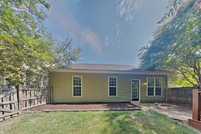557 Mccarthy Drive, Clayton, NC 27527