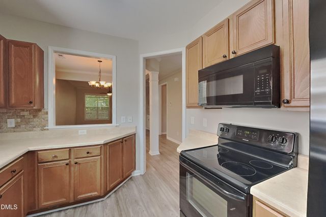 557 Mccarthy Drive, Clayton, NC 27527