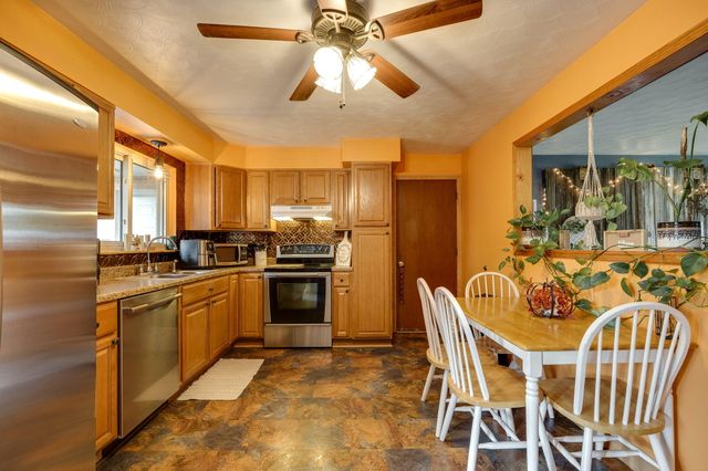 120 Windmere Drive 120 Windmere Drive, Troy, OH 45373