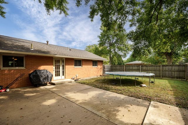 120 Windmere Drive 120 Windmere Drive, Troy, OH 45373