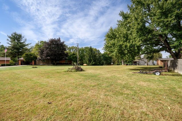 120 Windmere Drive 120 Windmere Drive, Troy, OH 45373