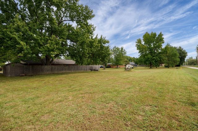 120 Windmere Drive 120 Windmere Drive, Troy, OH 45373