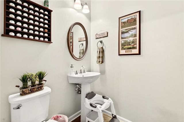 181 Marlow Drive, Woodstock, GA 30188