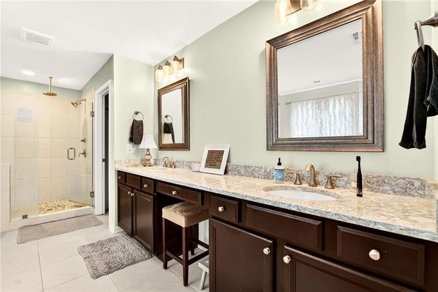 181 Marlow Drive, Woodstock, GA 30188