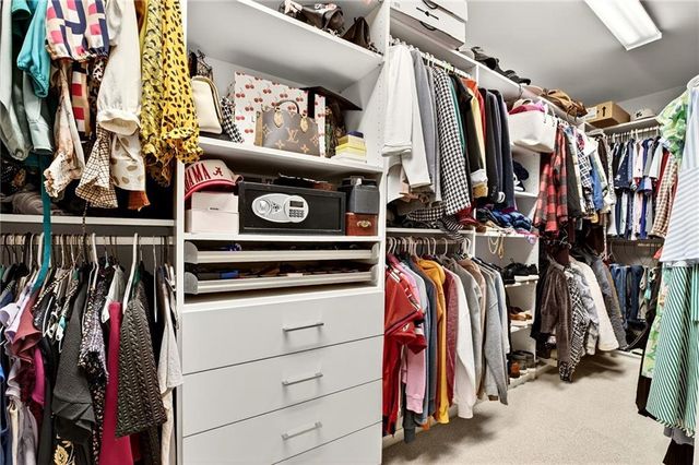 181 Marlow Drive, Woodstock, GA 30188