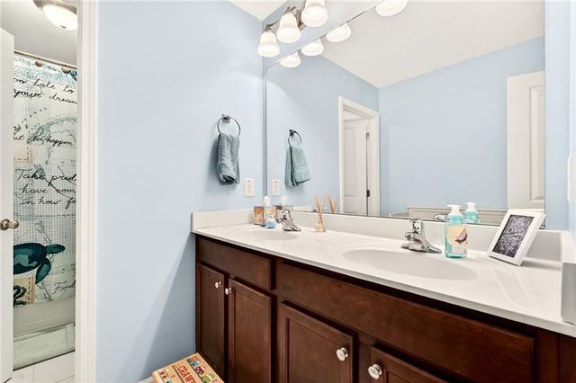 181 Marlow Drive, Woodstock, GA 30188