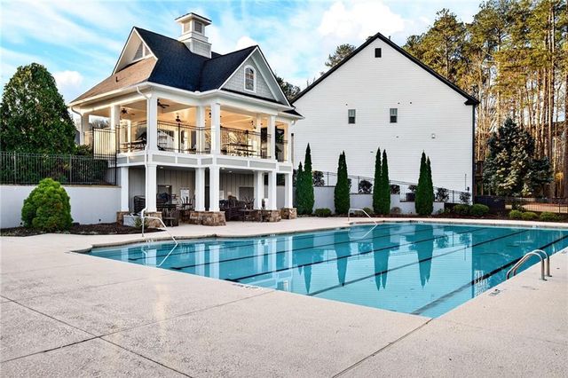 181 Marlow Drive, Woodstock, GA 30188