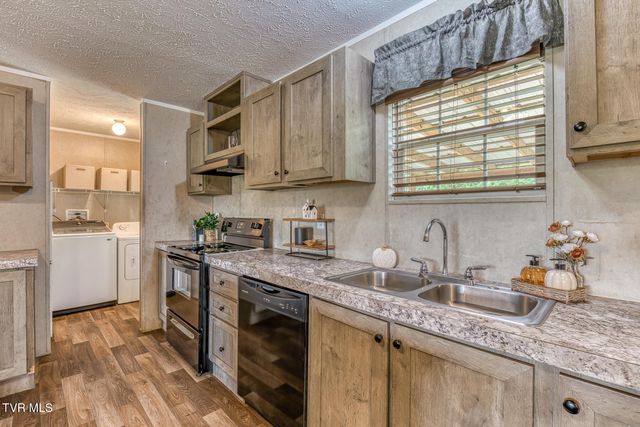 30 Ebenezer Loop, Chuckey, TN 37641