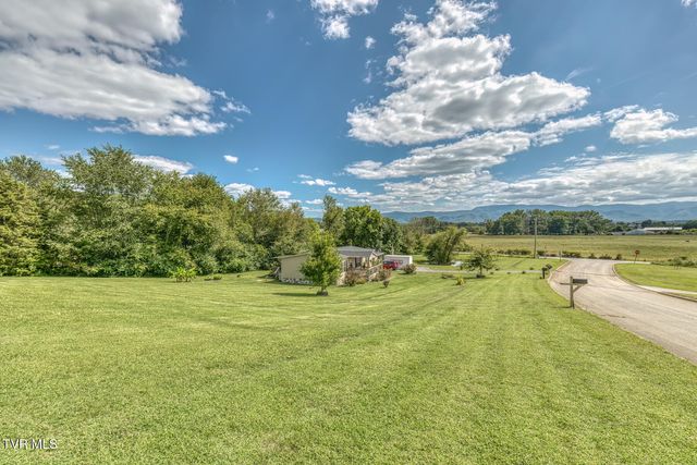 30 Ebenezer Loop, Chuckey, TN 37641