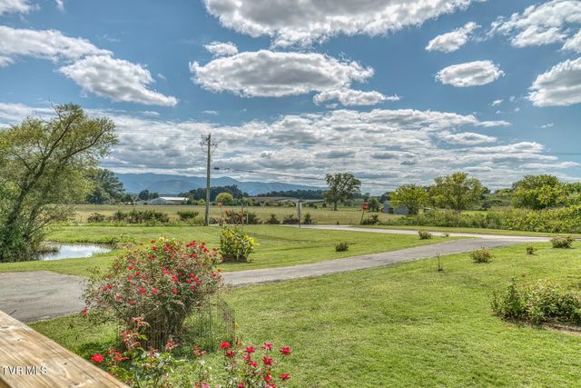 30 Ebenezer Loop, Chuckey, TN 37641