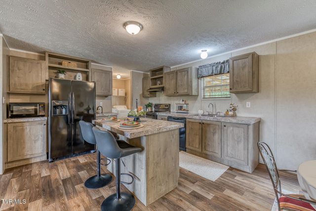 30 Ebenezer Loop, Chuckey, TN 37641