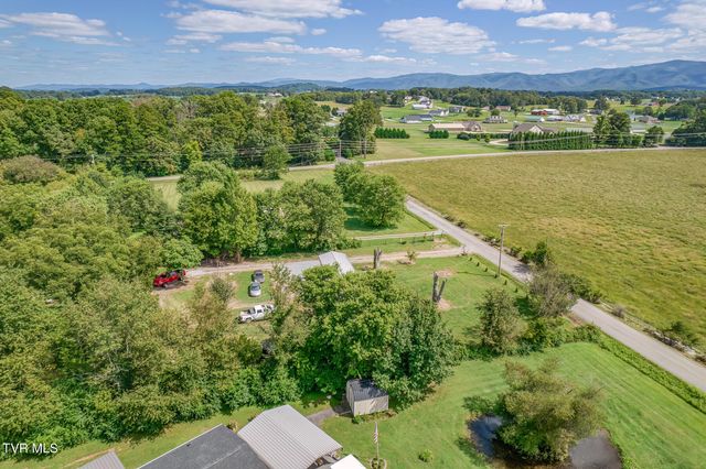 30 Ebenezer Loop, Chuckey, TN 37641