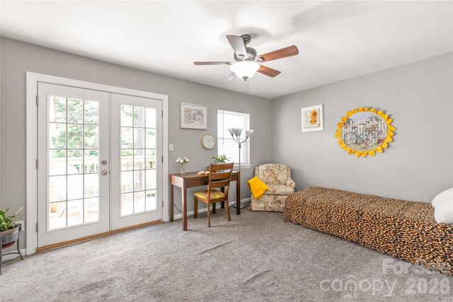 9156 Black Heath Circle B, Charlotte, NC 28214