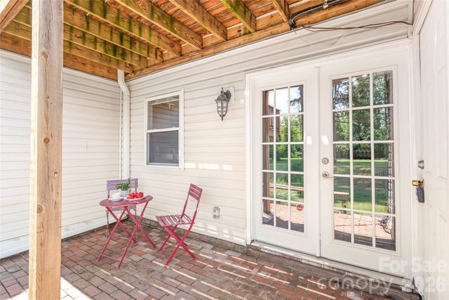 9156 Black Heath Circle B, Charlotte, NC 28214