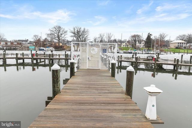 304 SWEETBAY RD, Essex, MD 21221