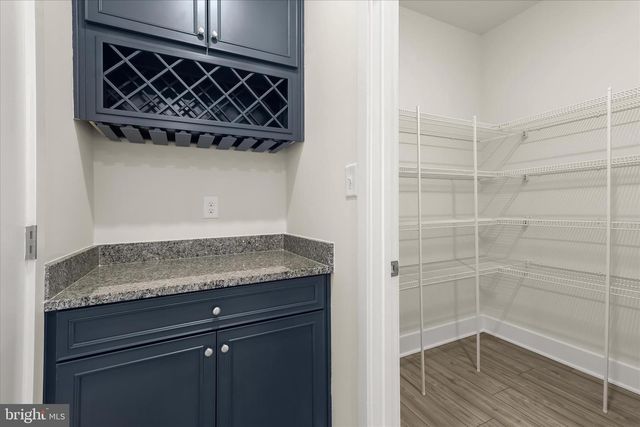 304 SWEETBAY RD, Essex, MD 21221