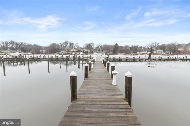 304 SWEETBAY RD, Essex, MD 21221