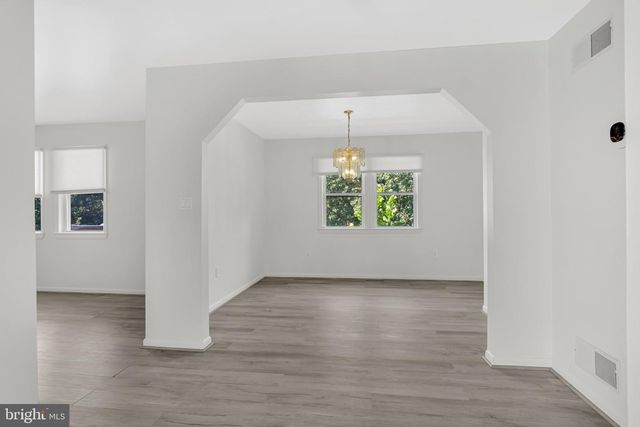 4761 LAWNTARA ST, Harrisburg, PA 17111