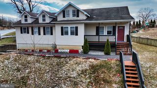 4761 LAWNTARA ST, Harrisburg, PA 17111