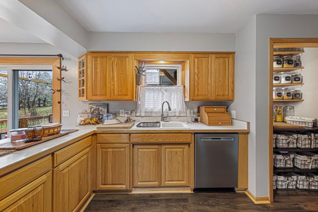 18352 Cannon City Boulevard, Faribault, MN 55021