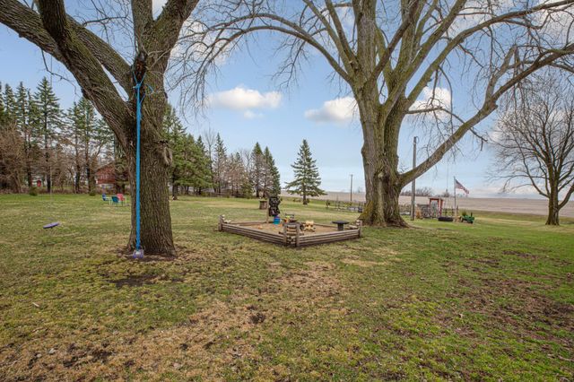 18352 Cannon City Boulevard, Faribault, MN 55021