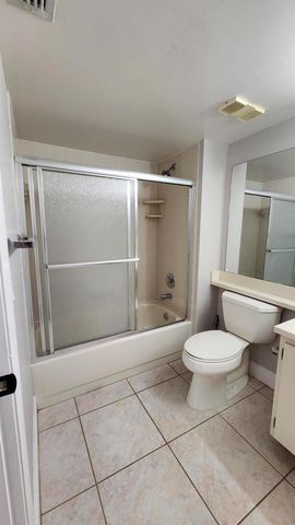 3146 Via Poinciana 414, Lake Worth, FL 33467