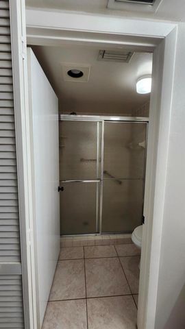 3146 Via Poinciana 414, Lake Worth, FL 33467