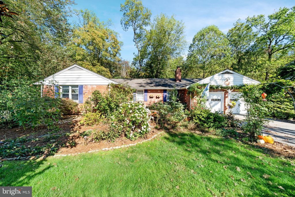55 WOODSIDE DR, Wilmington, DE 19807