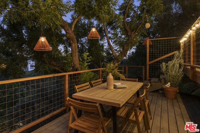 544 Dove Drive, Los Angeles, CA 90065