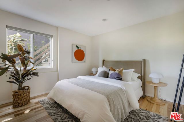 544 Dove Drive, Los Angeles, CA 90065