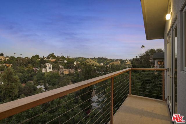 544 Dove Drive, Los Angeles, CA 90065