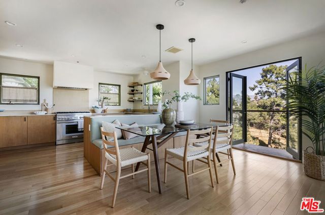 544 Dove Drive, Los Angeles, CA 90065