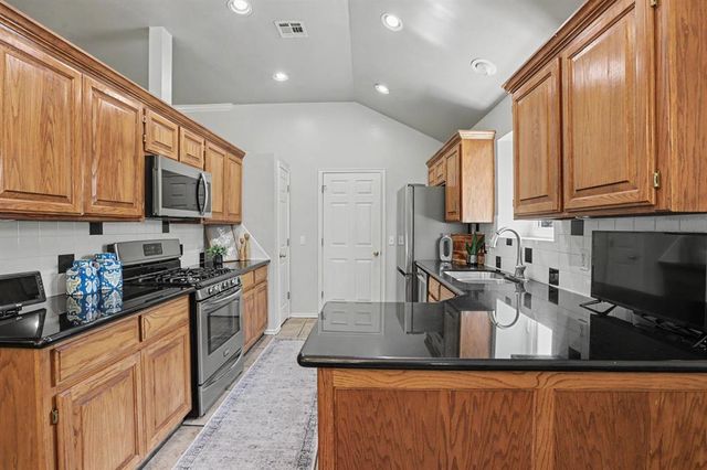 2617 NW 160th Street, Edmond, OK 73013