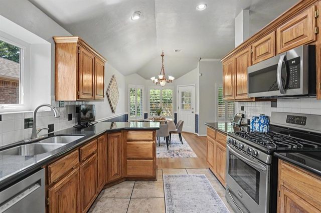 2617 NW 160th Street, Edmond, OK 73013