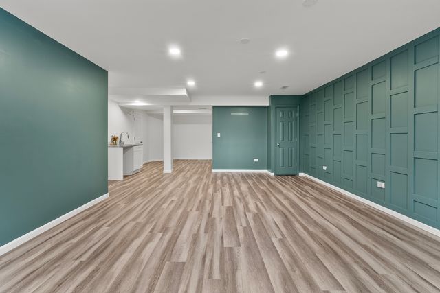 217 Winding Trails Drive, Willow Springs, IL 60480