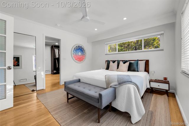 17234 Birwood Avenue, Beverly Hills Village, MI 48025